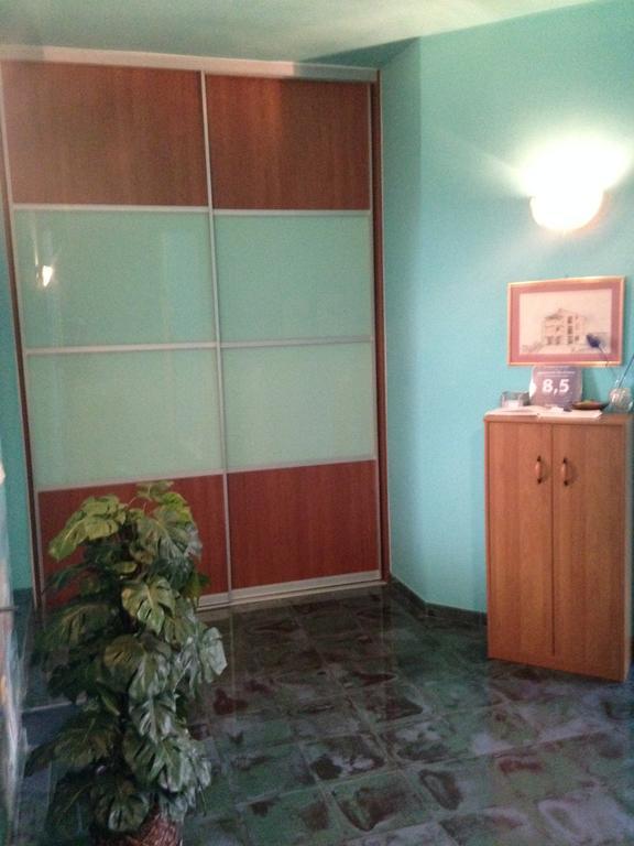 Apartments Villa Kristina พูลา ภายนอก รูปภาพ